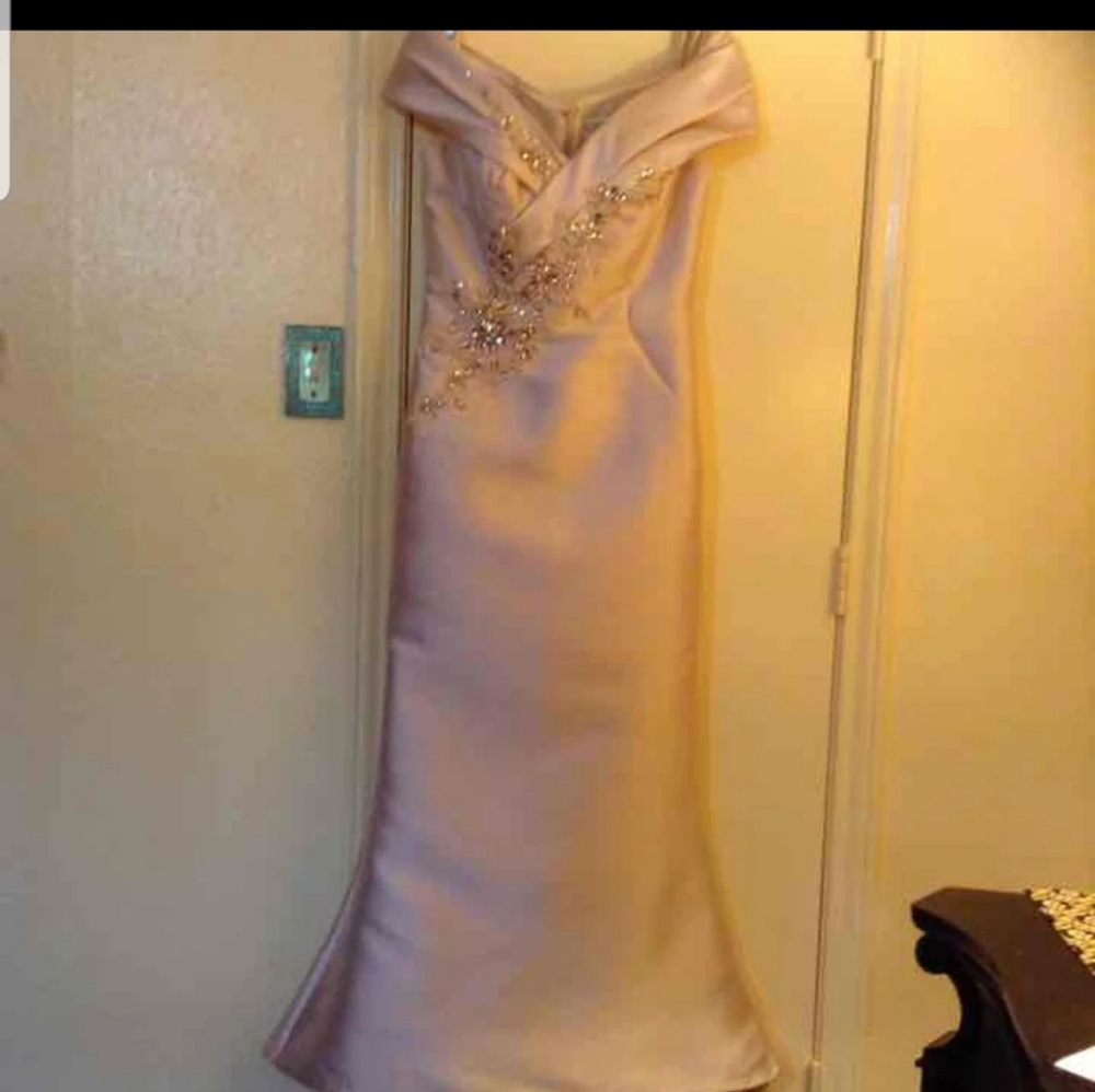 Eleni elias pink dress